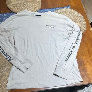 Abercrombie & Fitch Light Beige Long Sleeve Tee GUC, XL
